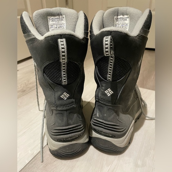 Boots - Picture 5 of 8